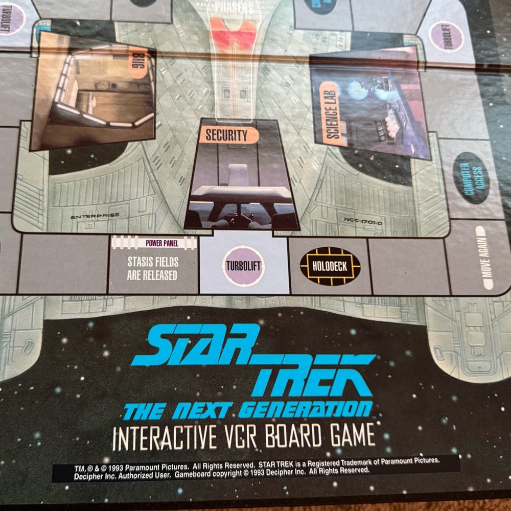 Star Trek The Next Generation Interactive VCR Board Game - Picture 14 of 14